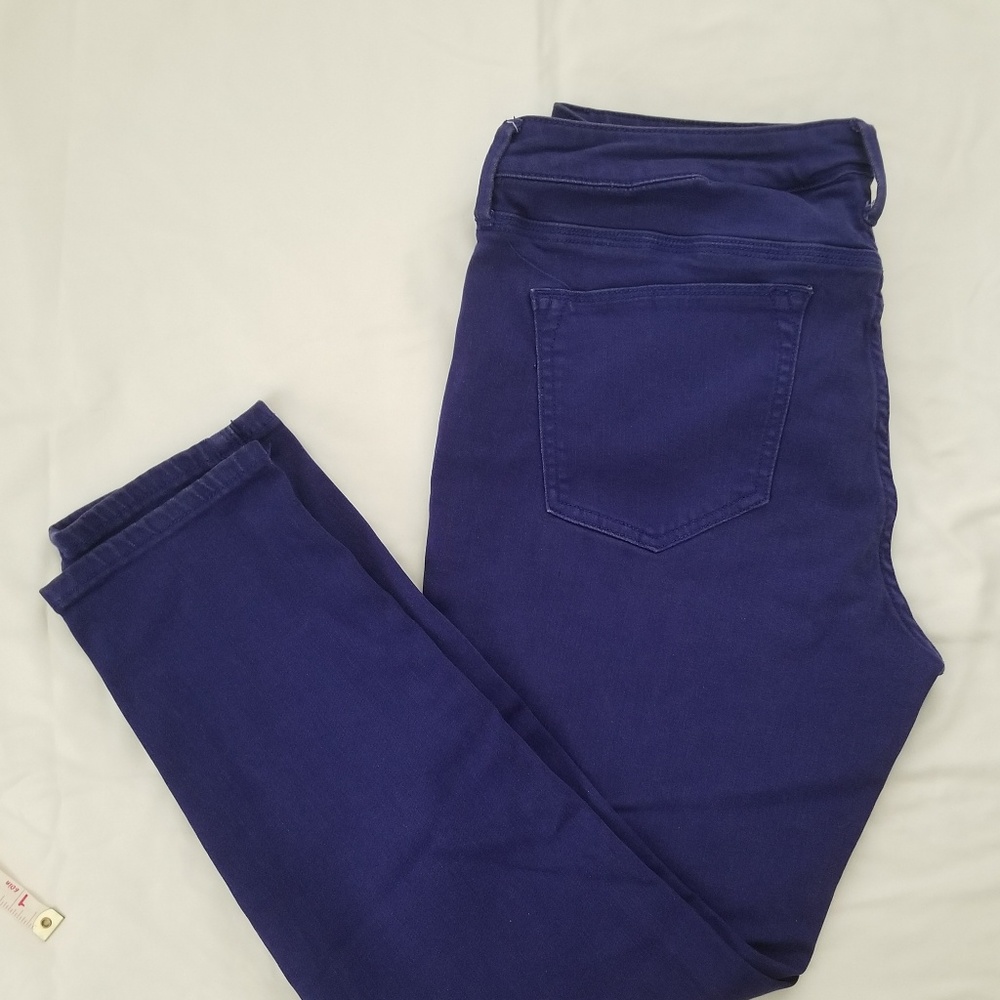 Blue stretch skinny ankle pants size 31